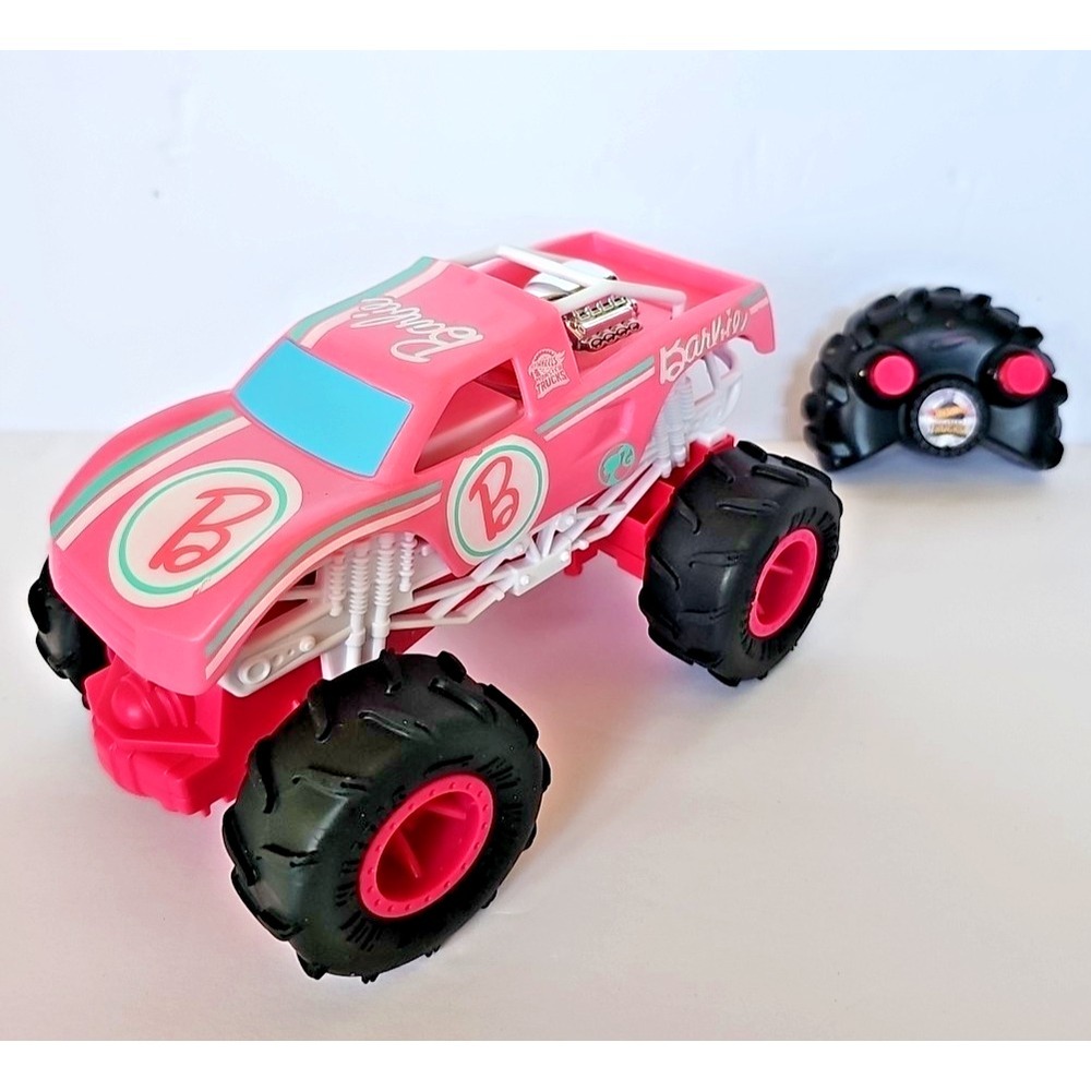 Modern Hot Wheels Barbie Monster Truck RC Remote Control Pink 1:24 HNV02 Toy Car